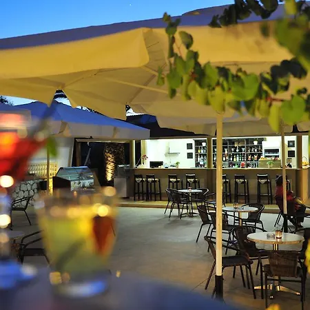 Apart Otel Melisti 3*