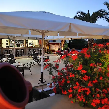 Melisti 3* Tsoukaládhes