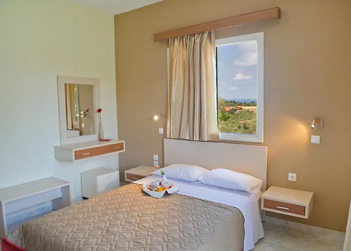 Melisti Tsoukaladhes